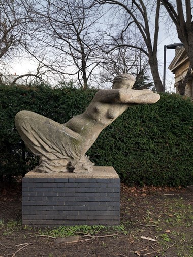 The Leaning Woman by Karel Vogel, 1959. North Verbena Gardens, Great West Road, Hammersmith, London. Listed Grade II © Historic England