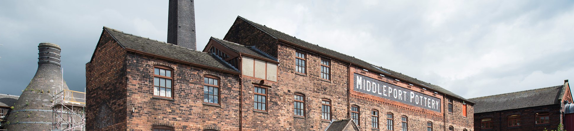 Image of Middleport Pottery in Burslem, Stoke-on-Trent. The town of Stoke-on-Trent itself is affectionately known as The Potteries and officially recognised as the World Capital of Ceramics. Burslem is called the “Mother Town” of The Potteries and Middleport Pottery, in the heart of Burslem, has made its famous Burleigh pottery since 1889.